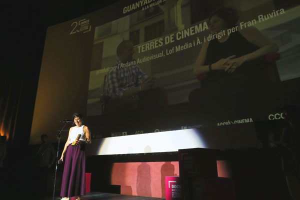 Los novenos premios <a href="/Pro_Docs/">ProDocs</a> galardonan a  'El caso Wanninkhof-Carabantes' de @TaniaBallocolel con producción de <a href="/brutalmedia/">Brutal Media | Grupo BBC Studios</a>  y  'Terres de Cinema' de de Fran Ruvira producida por L’Andana Audiovisual y Lof Media
¡Enhorabuena!
bit.ly/3G6VOZ8