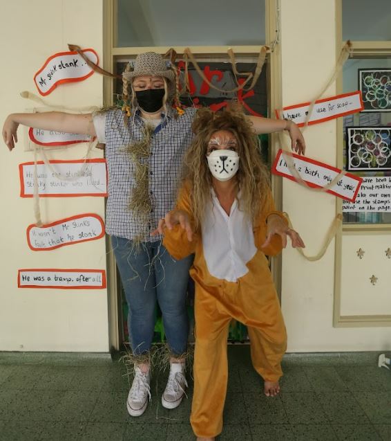 St Andrews Sathorn (@standrewssat) on Twitter photo It wasn't just the children dressing up for #BookWeek. Teaching staff also got in on the act.
Happy Friday from all us <a href="/StAndrewsSAT/">St Andrews Sathorn</a>
#SuperSathorn #CognitaWay It wasn't just the children dressing up for #BookWeek. Teaching staff also got in on the act.
Happy Friday from all us <a href="/StAndrewsSAT/">St Andrews Sathorn</a>
#SuperSathorn #CognitaWay
