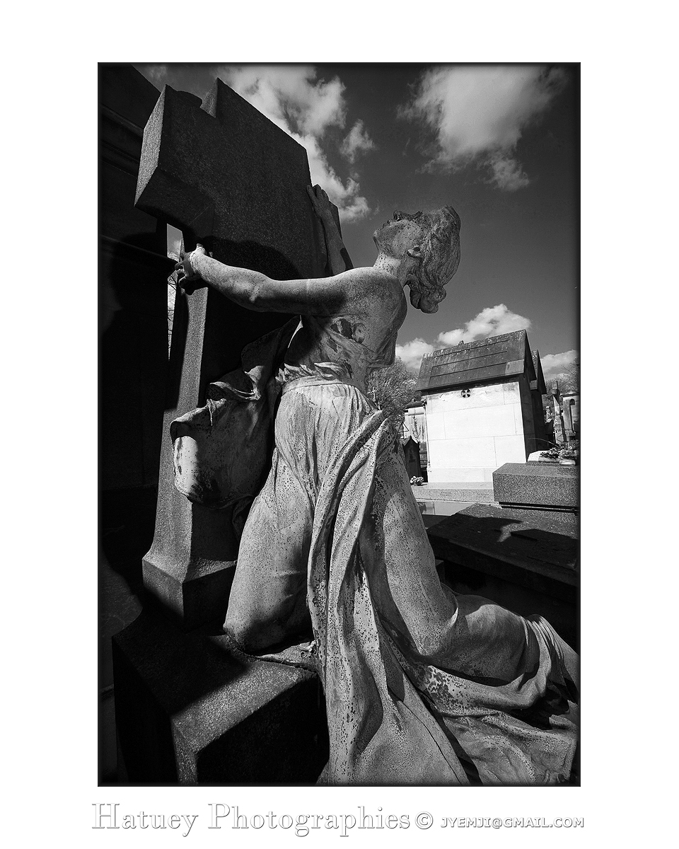 jyemji's tweet photo. Cimetière du Père-Lachaise
Variations autour de la Sépulture Vallet
► Facebook Albums Lachaise:https://t.co/yY7CeM0EqB

#Cimetiere #cemetery #ArtFuneraire #Taphophilia #PereLachaiseCemetery https://t.co/pfzheDAPUC