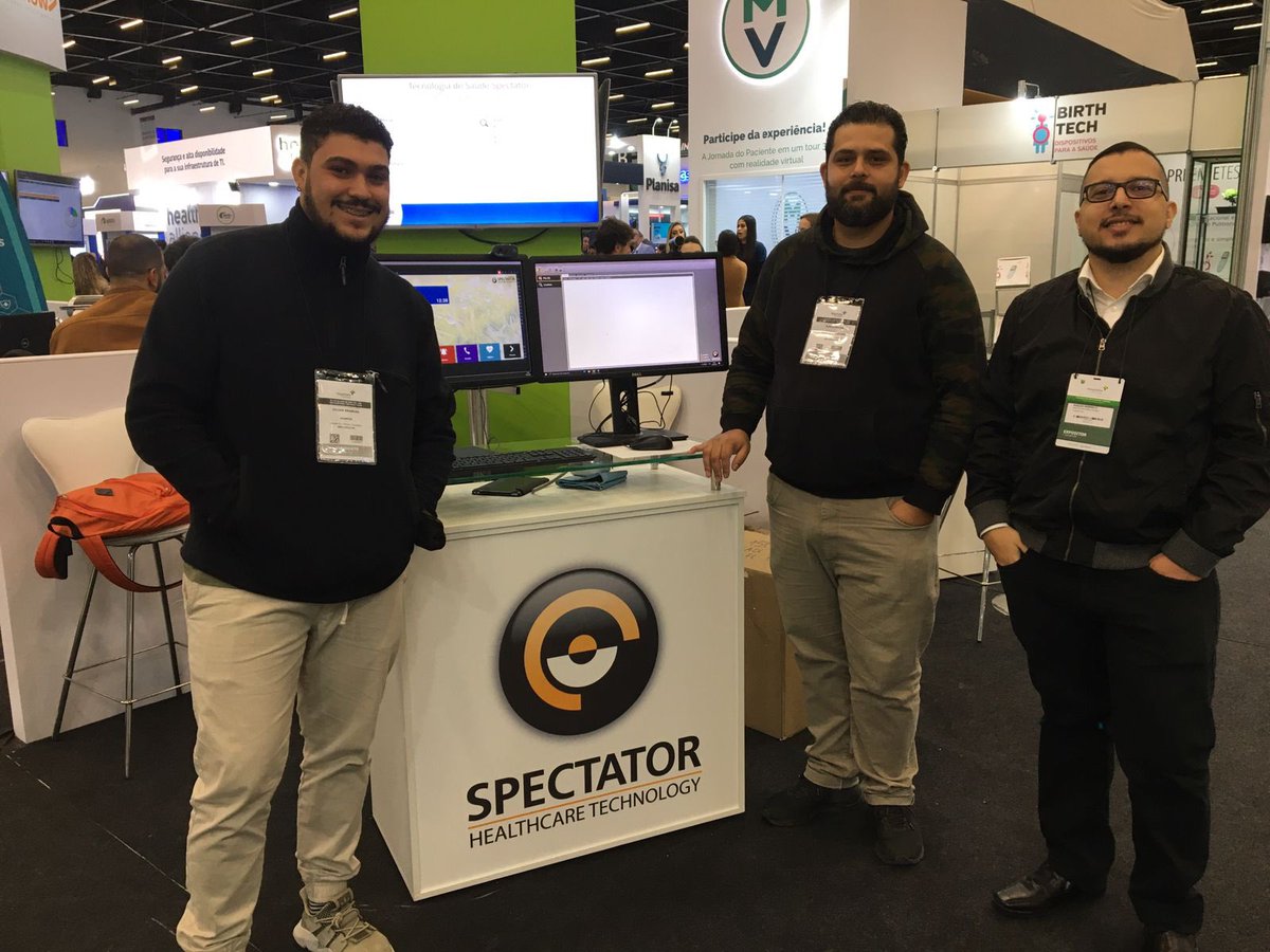 Spectator_HC's tweet photo. The Spectator Brazil team with Partner Avantia at the hospitalar expo 📍

#telehealth #solutions #expo #hospitalar2022 https://t.co/3T7idzSmrZ