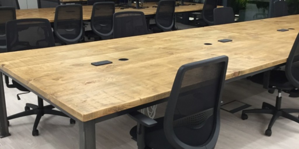 #TemcoAtTen Happy Friday, hope you had a good week. Was your office clean?  If not give us a call 01895 520370, we're experts in commercial daily office cleaning 😇
#officeworking #workspace #dailyofficecleaning