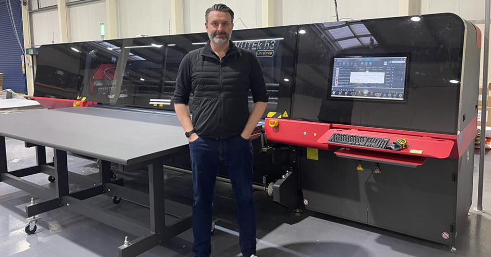 LFRnews's tweet image. Webb Print &amp;amp; Display invests in EFI VUTEk h3 
Read full story at lfr.news/3Npv2xl

.@cmyuk_ltd 

#WideformatPrint #cmyuk #PrinterInstall #EFIVutek #PrintIndustry