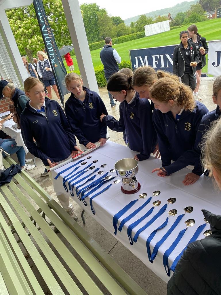 school_notices's tweet photo. ✨ Stay tuned ✨ throughout the day for LIVE updates of the The School Notices U13 Girls Cricket Championship at the stunning grounds of @mcol_cricket
https://t.co/muKWS6uvwQ 🏏
Good luck girls!! 💪
#schoolnotices #girlscricketchampionship #girlscricket https://t.co/GiJGTKEt9K