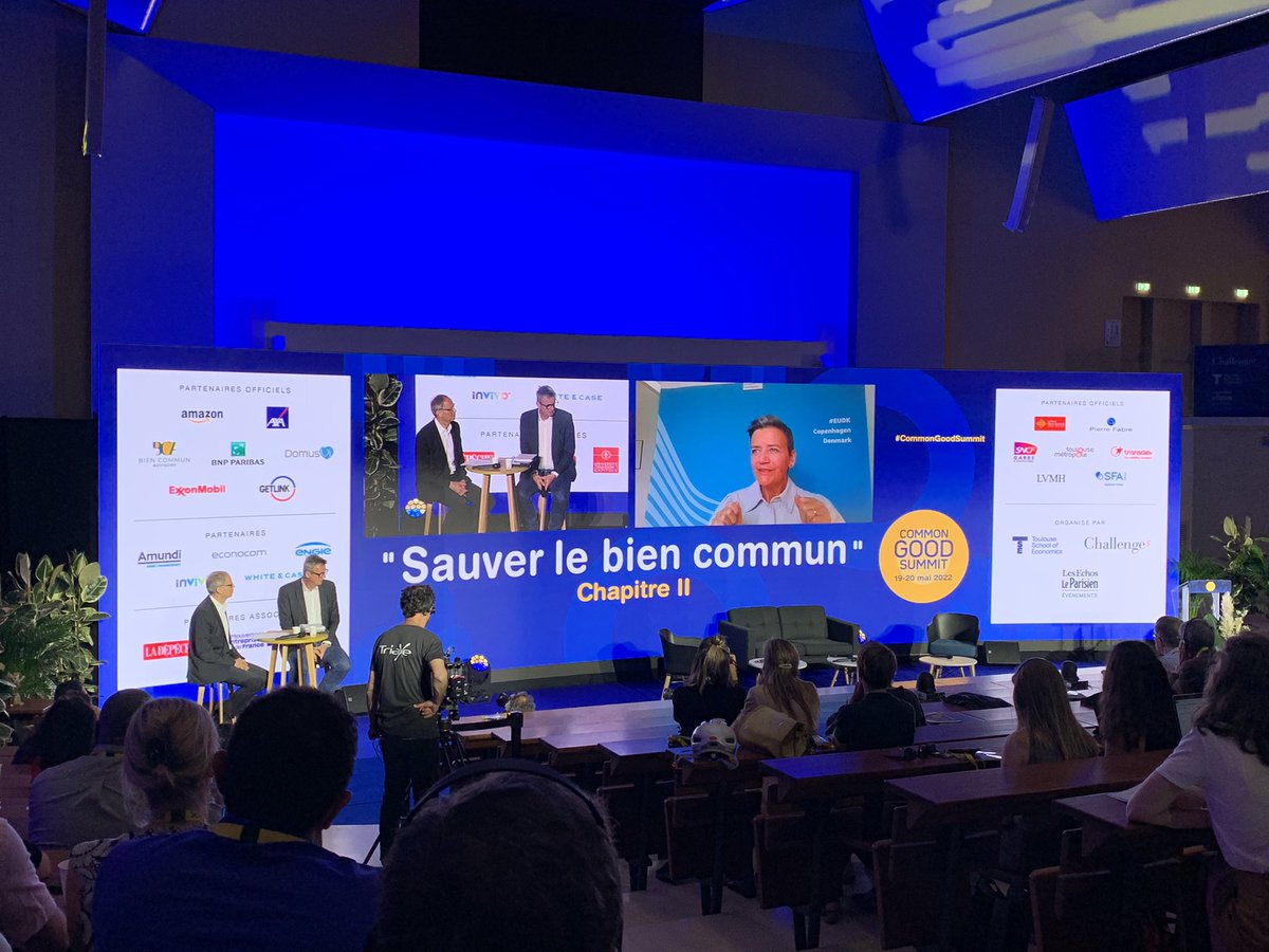 PShahTalim's tweet photo. #CommonGoodSummit discussion sur 
« Quand le digital franchit la ligne jaune » avec
@JeanTirole @TSEinfo et @vestager @EU_Commission

Live 👉🏻 https://t.co/j0skvMM8Sf
@LesEchos @Challenges @UT1Capitole https://t.co/12UkXUqjAy
