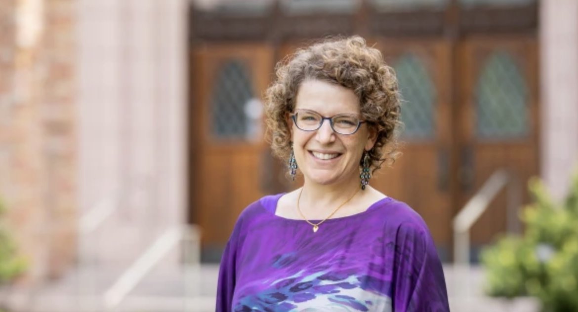 Hope Reese (@hope_reese) on Twitter photo We reporters need to be more critical when we write about #AI innovations & skeptical of the claims of those making the tech.
My Q&A with <a href="/emilymbender/">@emilymbender.bsky.social</a> at @uw for <a href="/seattletimes/">The Seattle Times</a>'s @pnw_ai: pnw.ai/article/the-pr⦠We reporters need to be more critical when we write about #AI innovations & skeptical of the claims of those making the tech.
My Q&A with <a href="/emilymbender/">@emilymbender.bsky.social</a> at @uw for <a href="/seattletimes/">The Seattle Times</a>'s @pnw_ai: pnw.ai/article/the-prā¦