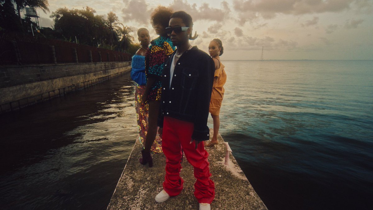 priorgoldpictures tweet media