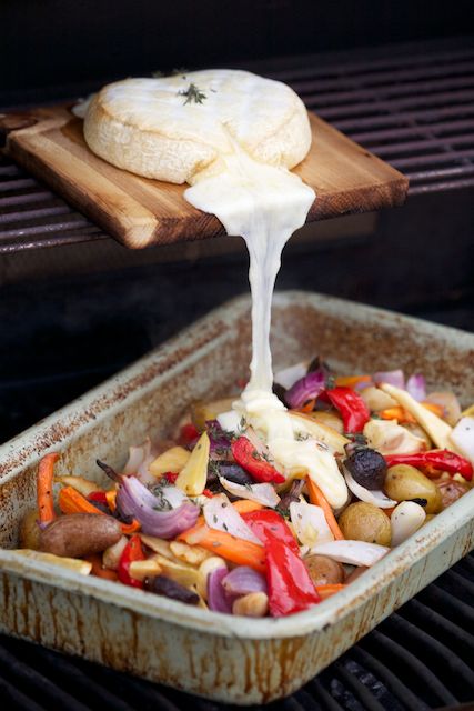 winevirgin_ca's tweet photo. #FridayFeeling FYI - checkout a exciting recipe for the summer season Grilled Roasted Vegetables &amp; Molten Brie  https://t.co/pxTeczA5Fe #itbetasty https://t.co/GFXzgEcg6S