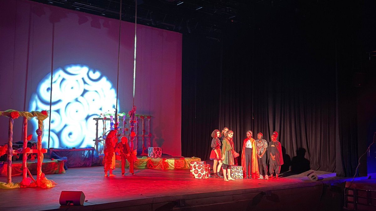 #ISUDramaClub 🎭 put on a fantastic performance of 🕸‘Cobweb Dreams’, exploring a wide range of techniques, styles and approaches. Based on the same fairies from Shakespeare’s Midsummer Night’s Dream adapted by <a href="/lindsaywriter/">Lindsay Price</a> . The action is fast paced, full of fun and surprises!