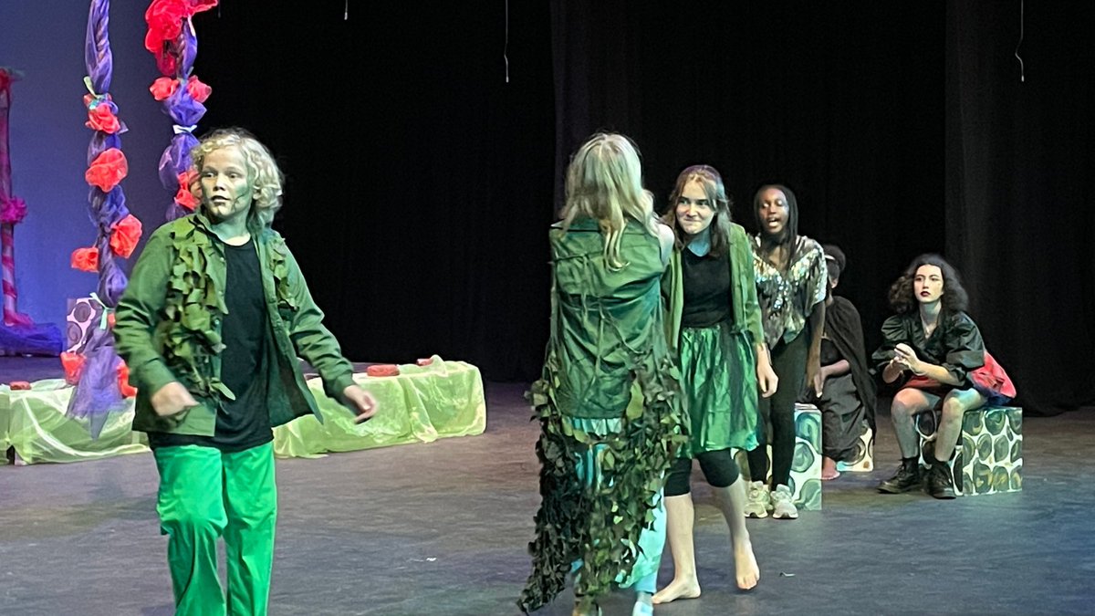 ISofUganda's tweet photo. #ISUDramaClub 🎭 put on a fantastic performance of 🕸‘Cobweb Dreams’, exploring a wide range of techniques, styles and approaches. Based on the same fairies from Shakespeare’s Midsummer Night’s Dream adapted by @lindsaywriter . The action is fast paced, full of fun and surprises! https://t.co/qEMcQglREp
