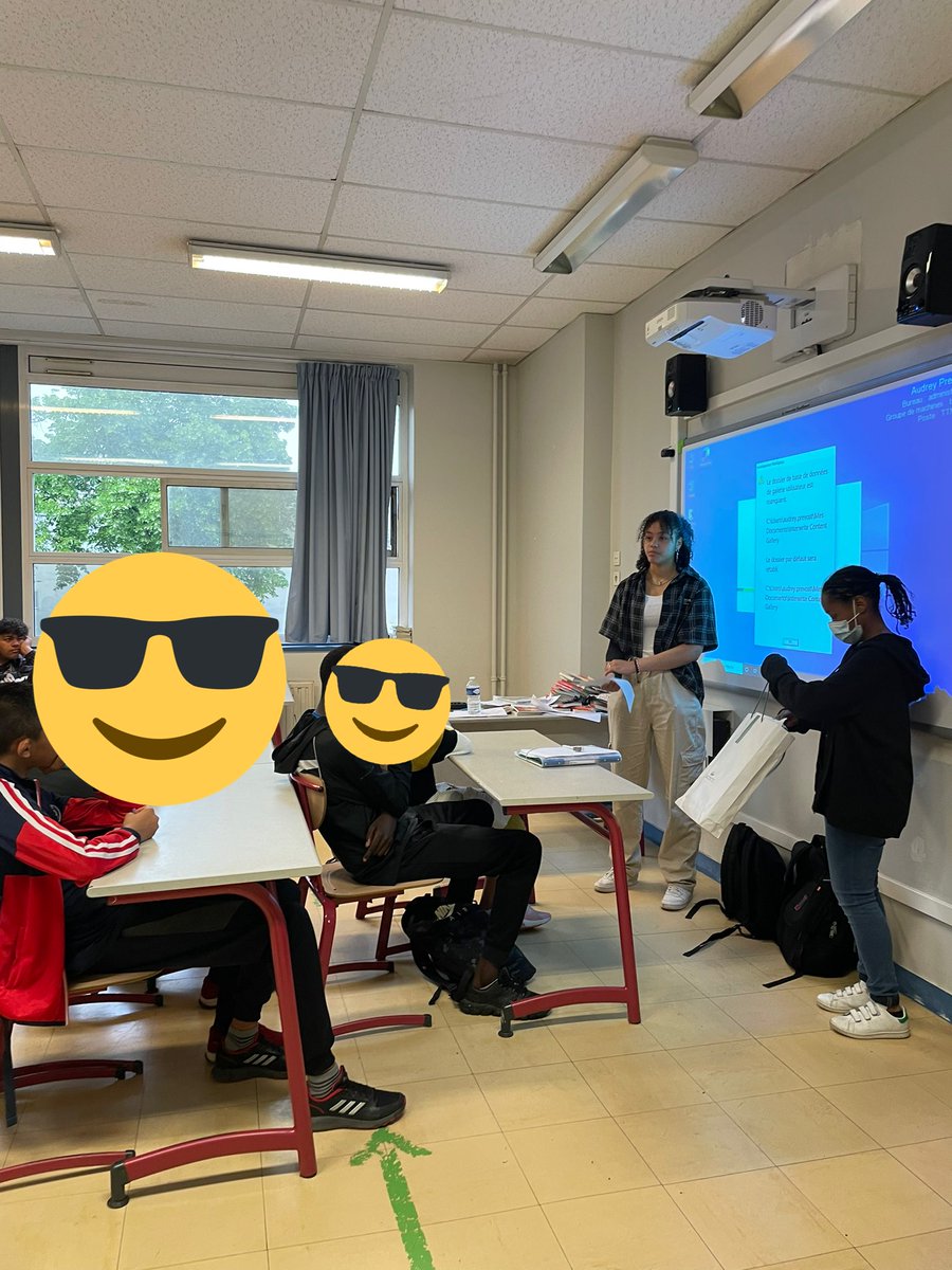 COLLEGE JEAN LURÇAT tweet media