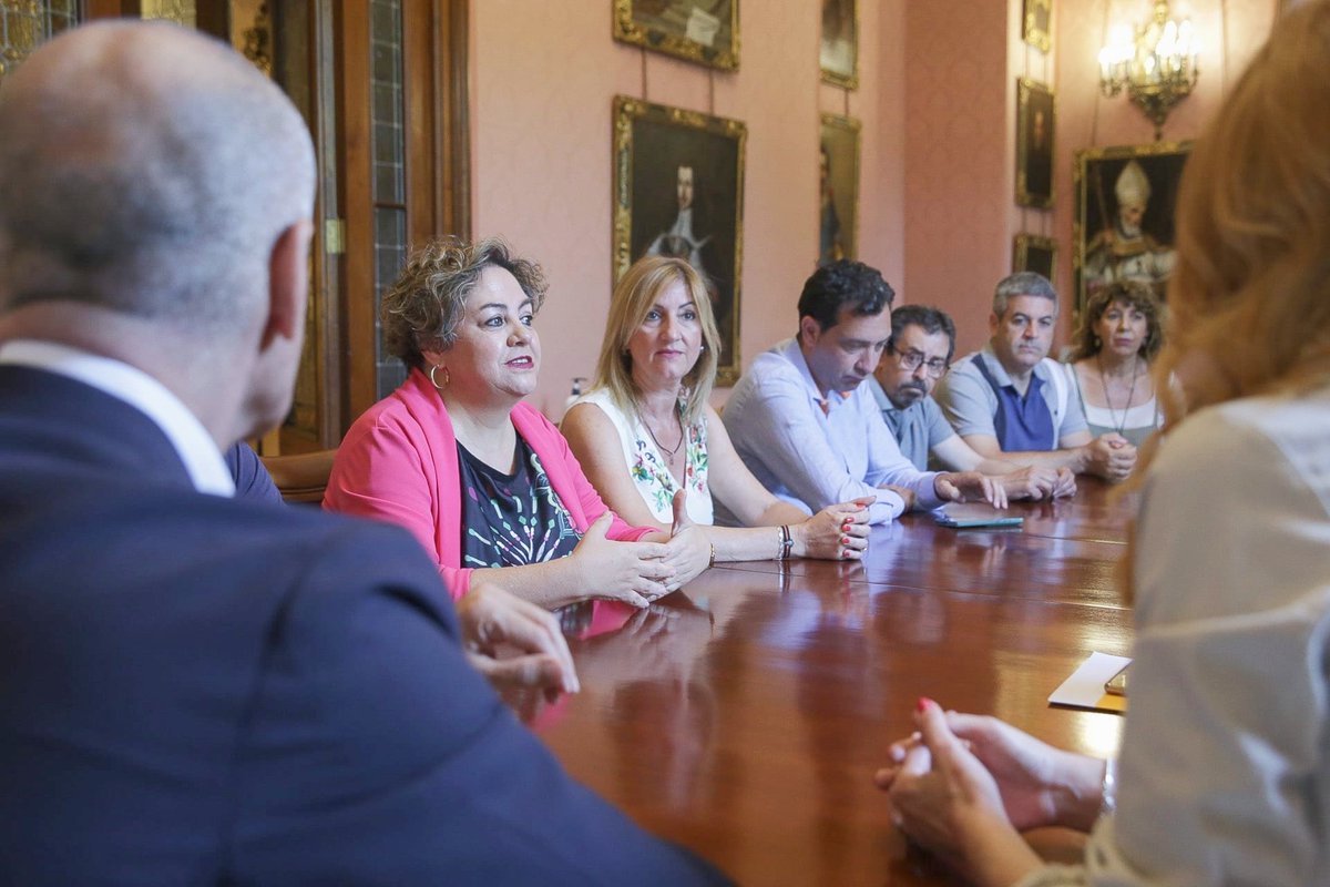 InterinoAytosvq's tweet photo. ‼️Se han aprobado en Junta de Gobierno 701 plazas de estabilización,  hecho HISTÓRICO para el @Ayto_Sevilla.
Queda ahora negociar unas BASES GARANTISTAS para la estabilidad 
Gracias Alcalde @antoniomunozsev  @clarisabem sindicatos y a nuestra Presi @julia80963293

#FijezaYa https://t.co/swCeaNg4uH