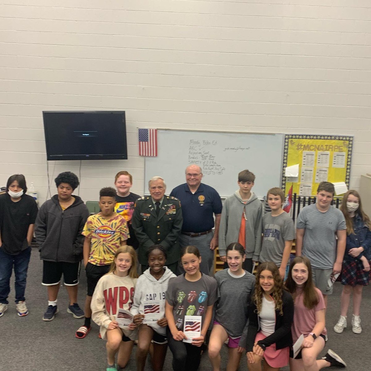 McNairMiddleSch's tweet photo. Thanks to Corporal Blankenship & Corporal Mosier for teaching a group of 5th and 6th grade advisory students appropriate flag etiquette.ย ย #mustangsrun #builtdifferent #thankyouforyourservice #flagsquad https://t.co/MQ2d3wM2sv