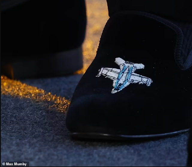 Prince William attended the Top Gun: Maverick film premiere in London last night wearing shoes by BFA Member <a href="/CrockettJones/">Crockett & Jones</a>. 

They are embroidered with F-18 Super Hornets inspired by the film, but also the Duke's time in the RAF.

BFA Member Profile: britishfootwearassociation.co.uk/member/crocket…