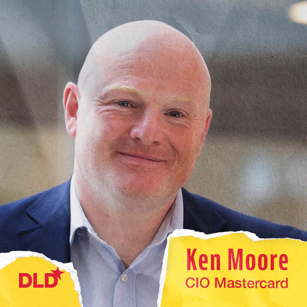 MastercardDE's tweet photo. Tomorrow at 11:05 CET, our #CIO Ken Moore will discuss opportunities of the #metaverse, how #emergingtechnologies change commerce, #intelligentexperiences, #smartcities &amp; more with @inafried, @markrolstonargo &amp; @amcafee at #DLD22. https://t.co/ngeEhbk9FP #Mastercard https://t.co/Kcugee7A5j