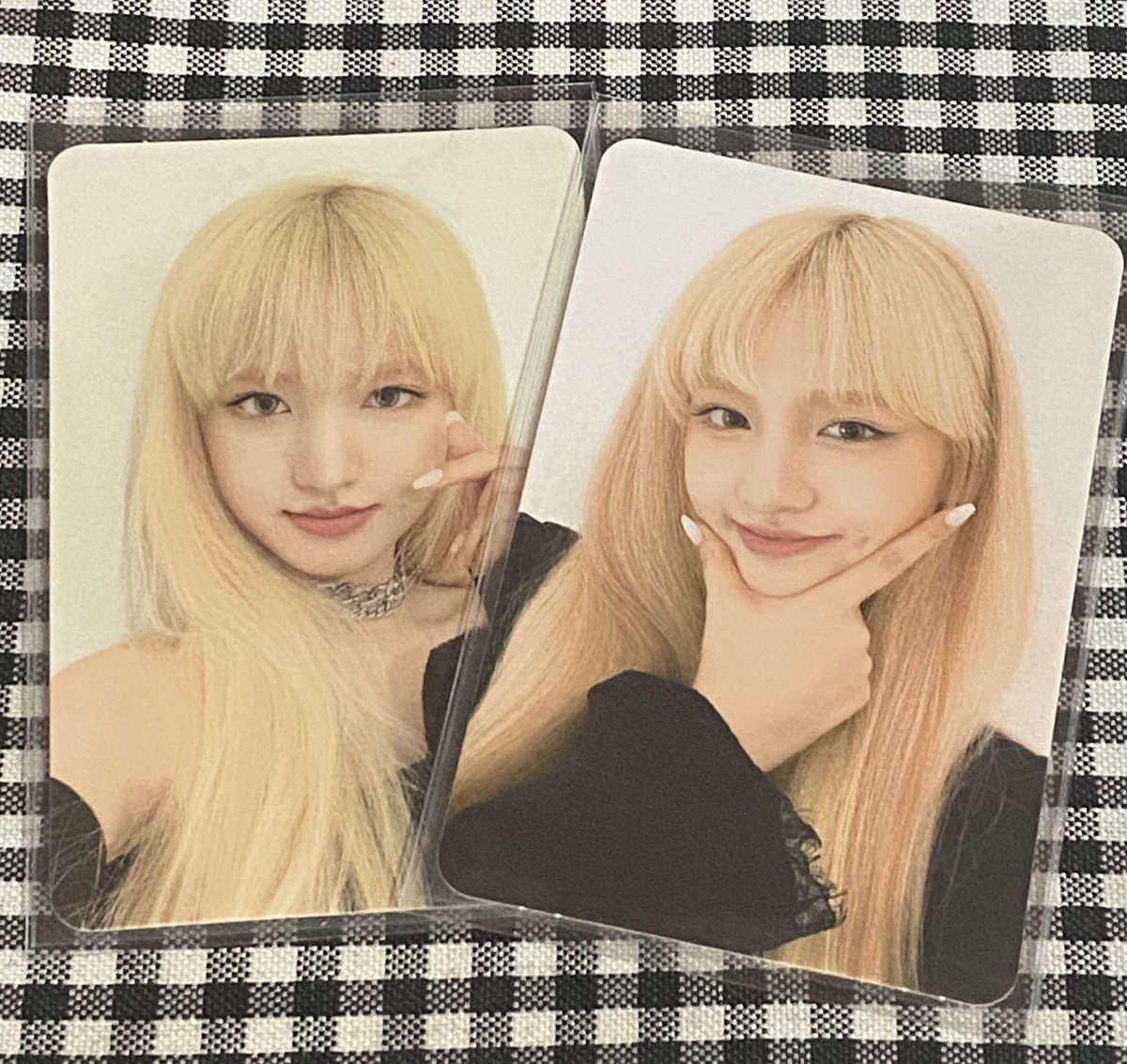 matchableus's tweet photo. wts lfb

liz eleven ver 1 and ver 2 pc
600 both but 550 if payo
sold as set only
reply mine or dm me !
payo or 2 days reservation

# liz pogi finger heart ive eleven pc photocard ph https://t.co/sIca86UYZc