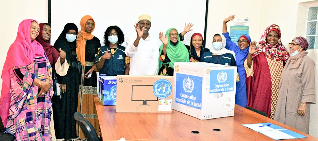 Bonne nouvelle ! Ce matin, Mme <a href="/LoubYakouti/">Loub-Yakouti Attoumane_officiel</a> à travers son Secrétaire général adjoint nous a remis un lot de matériels informatiques et bureautiques d'une valeur de 1 679 000 francs. Il s'agit d'un Don de <a href="/OMSComores/">OMS Comores</a> en réponse à notre demande adressée au Ministère de la Santé.🙏