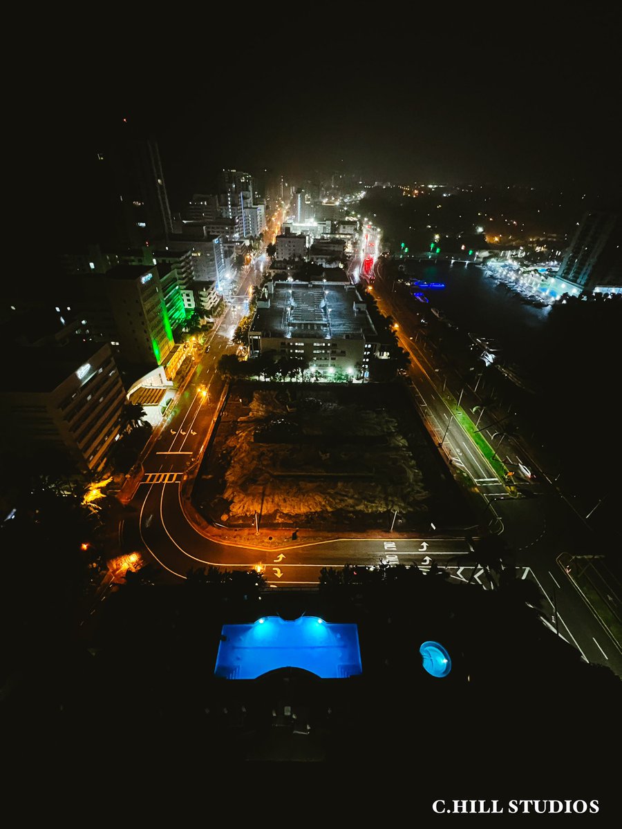 _chillstudios's tweet photo. #CITY #LANDSCAPES #MIAMI #YOUNGKINGZ #YK #WHYNOTME 

#CHILLMOMENTS 

#CHILLSTUDIOS [#FILM | #MUSIC | #DESIGN] https://t.co/fss2ge0KOV