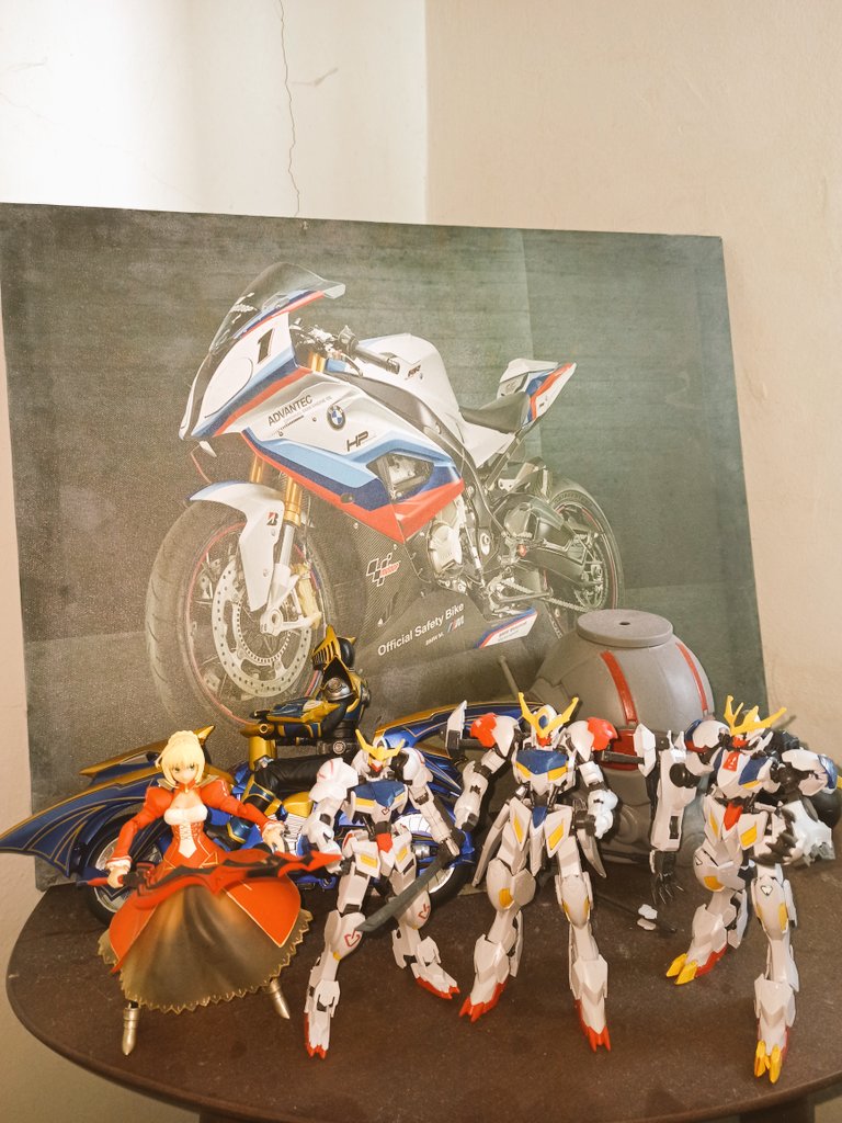 SallihinM's tweet photo. Berabuk sudah https://t.co/ry0X9yg3jY