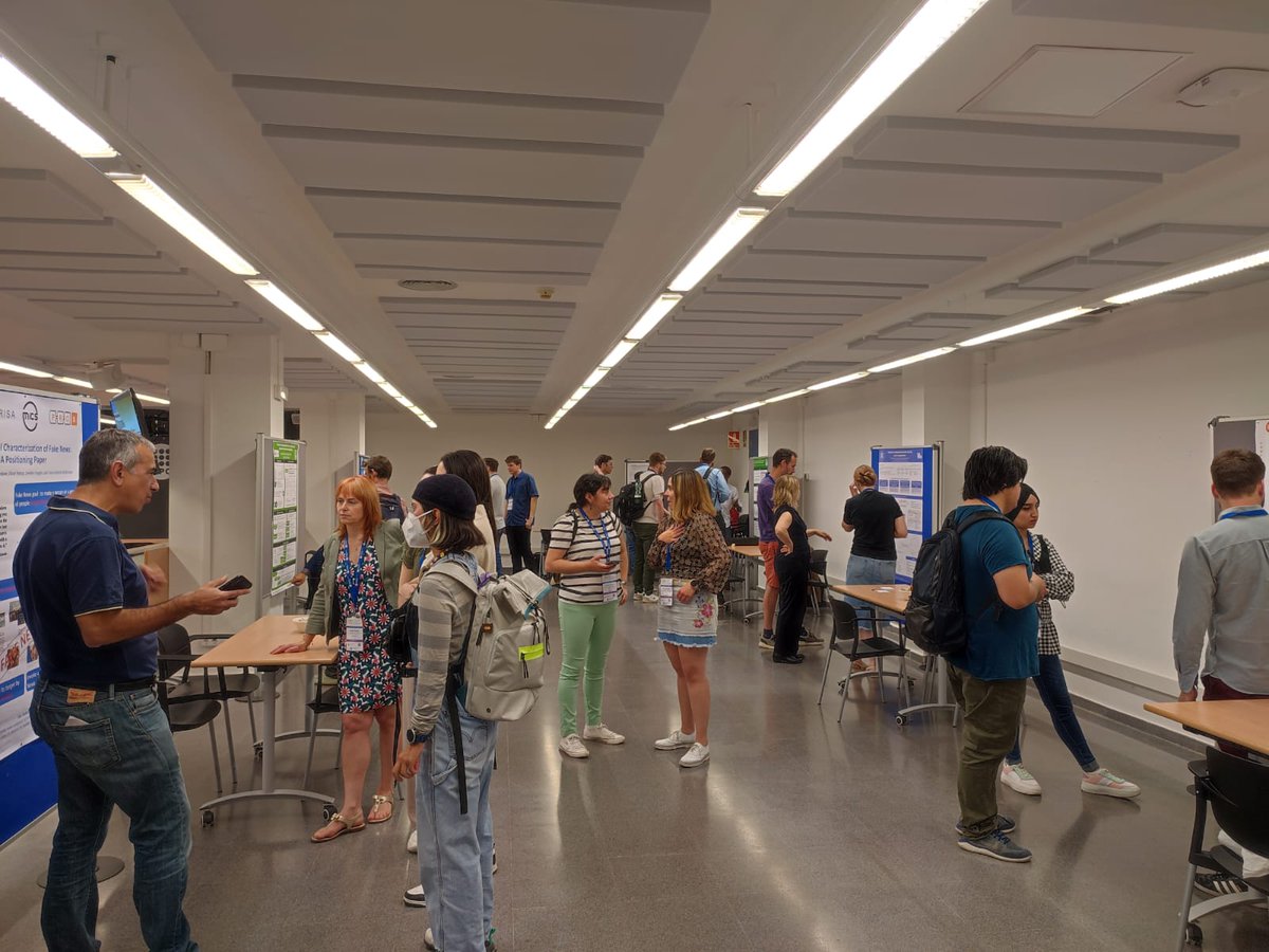 The first Forum session has already begun! Time to share and discuss about the research ideas 💡 and tool demonstrations ⚙️ in the field of information science