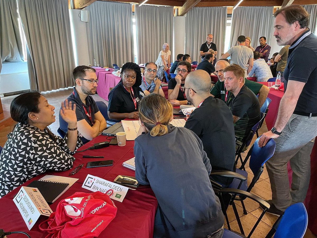 CRIMEDIM's tweet image. Today we exercise with @uk_med as part of the Residential Session of our European Master in Disaster Medicine for the #EMDM22 🩺 🚨🚑 
#REGEDIM #Vub #FullScaleExercise #emdm #CRIMEDIM #disastermedicine #humanitarianhealth #advancedmaster #exercise #cooperation #civilprotection