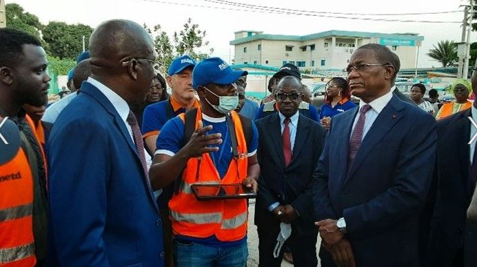 cchantraine's tweet photo. CÔTE D’IVOIRE / PADA : LE MINISTRE DU MCLU JUGE SATISFAISANT L’ÉTAT D’AVANCEMENT DES OPÉRATIONS TECHNIQUES EN ZONE 1
https://t.co/O5H9NpU5xY
#ignfi @GeofitGroup #pada #adressage #abidjan #cotedivoire https://t.co/bYiQVOzheB
