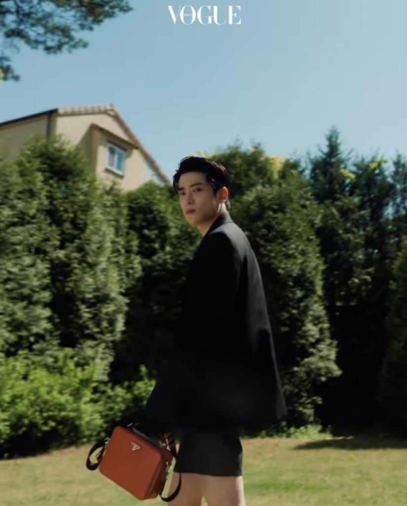 vogue x prada