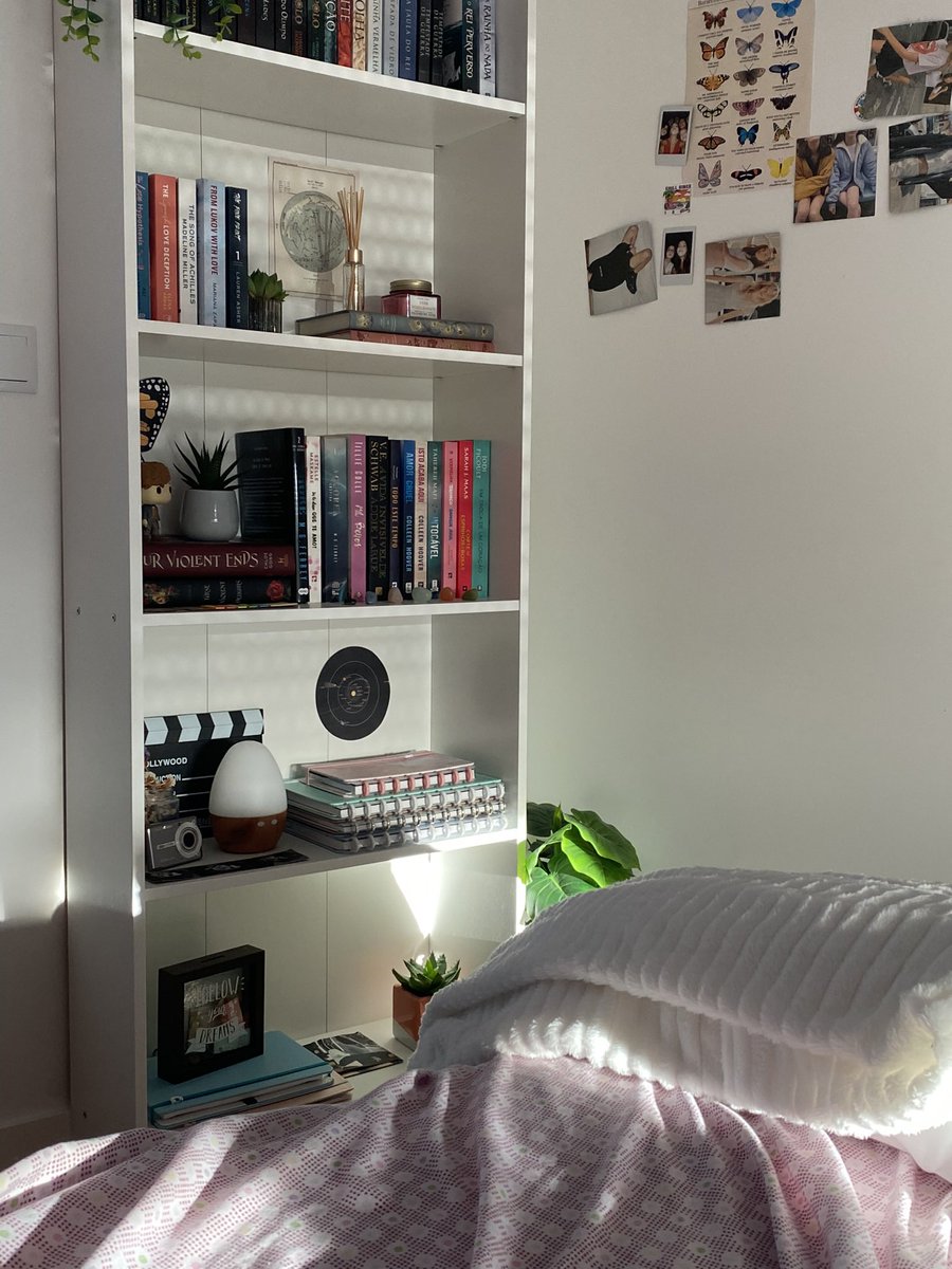 ME 🤝 MY BEDROOM <3