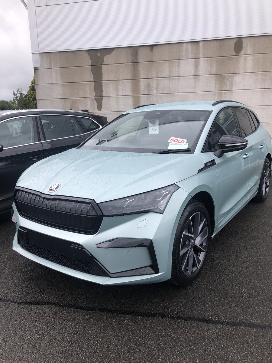 ryanmotorpower's tweet photo. It’s the future Rodney! @SkodaEnyaq @SkodaIRL @ElectricIreland #sportline https://t.co/JQt3PtCLWt