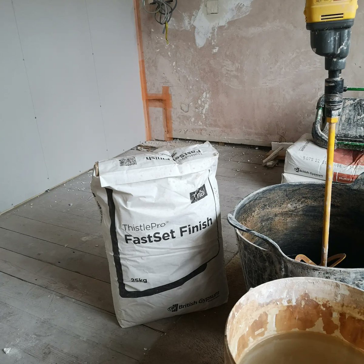 AT Plastering tweet media