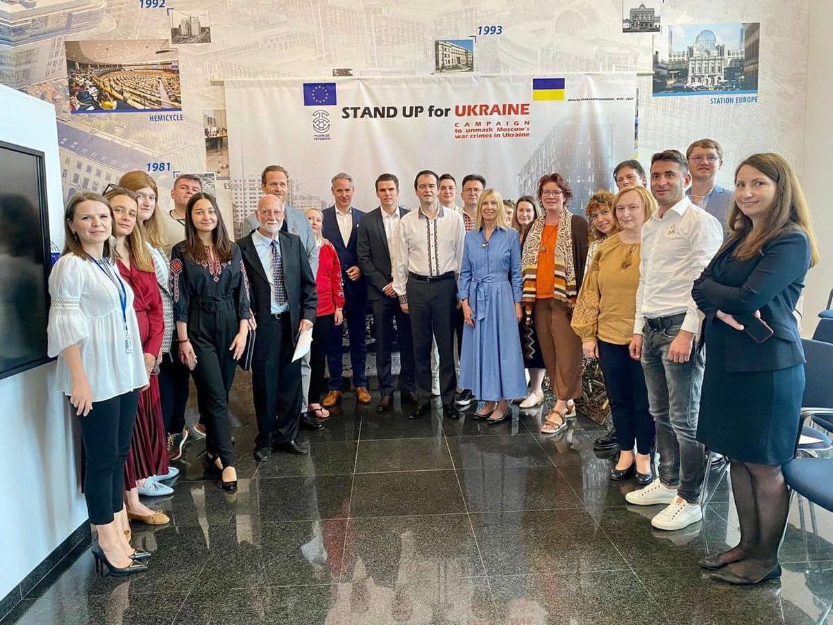 UA_EUMission's tweet photo. Іnformation session "#EU Solidarity with #Ukraine: Protecting People Fleeing the War" was held in the Ukrainian Civil Society Hub @hub_ukrainian in Brussels.

We are grateful to @EUHomeAffairs and @ICMPD for cooperation and support.

More information: https://t.co/GfKtAnbUHM https://t.co/rb7uh9DBI0