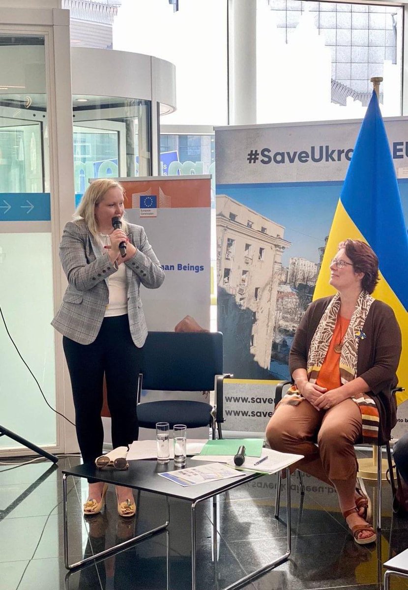 UA_EUMission's tweet photo. Іnformation session "#EU Solidarity with #Ukraine: Protecting People Fleeing the War" was held in the Ukrainian Civil Society Hub @hub_ukrainian in Brussels.

We are grateful to @EUHomeAffairs and @ICMPD for cooperation and support.

More information: https://t.co/GfKtAnbUHM https://t.co/rb7uh9DBI0
