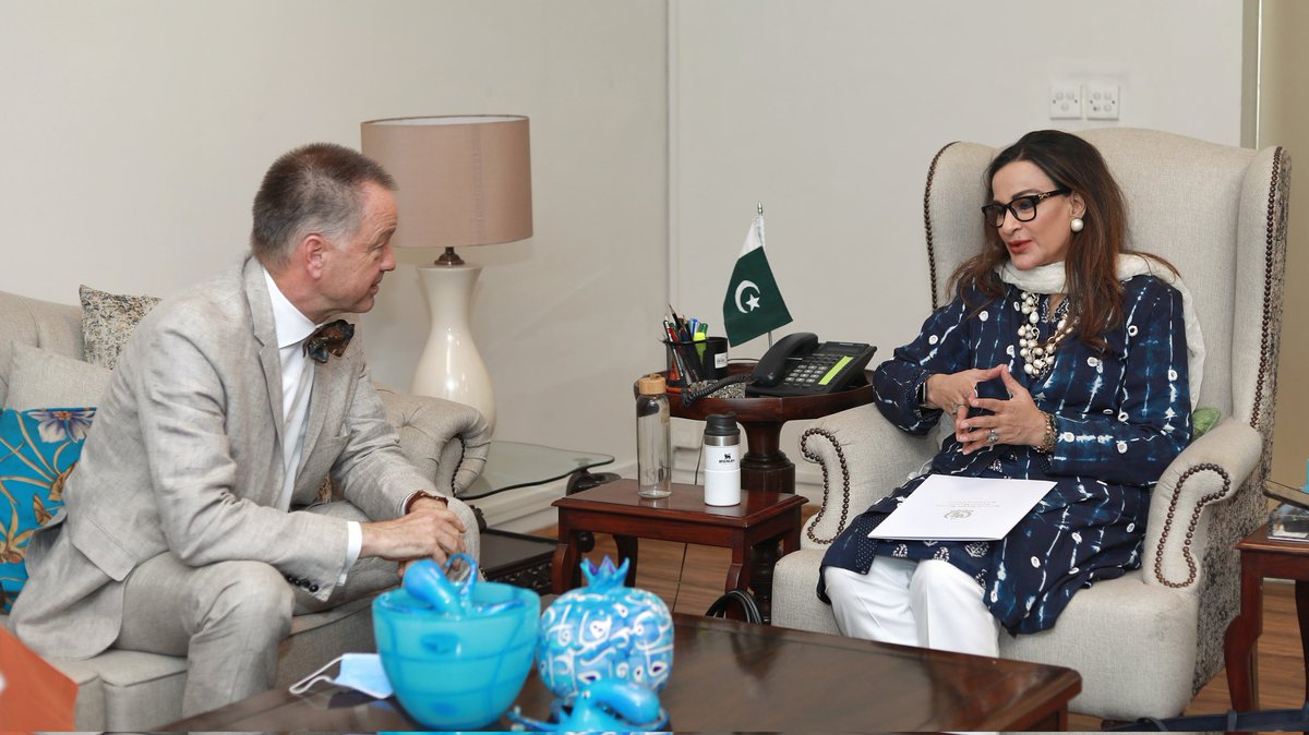 ClimateChangePK's tweet photo. Federal Minister Senator @sherryrehman, in her meeting with the German Ambassador H.E.Bernhard Schlagheck discussed streamlining  mitigation with adaptation to tackle water stress in Pakistan.
@GermanyinPAK https://t.co/miToUrpeTi