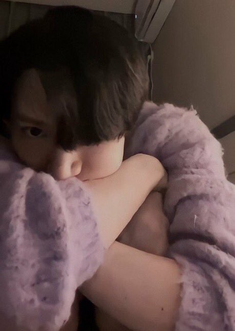 december_ty's tweet photo. หนูพี่เมาอะ https://t.co/83HCRMXkTN