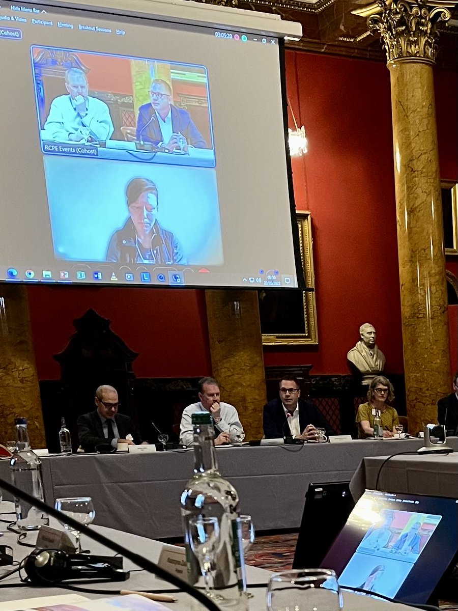 susanlammers's tweet photo. Dag twee van het European Heads of Heritage Forum, opnieuw met Kateryna Chuyeva, dp minister van Oekraïne over welke concrete hulp nodig is. Zoals fellowships, samenwerkingsprogramma’s, fondsen om iets van salaris te betalen aan erfgoedprofessionals in Oekraïne. #EHHF https://t.co/frub3z4FaP