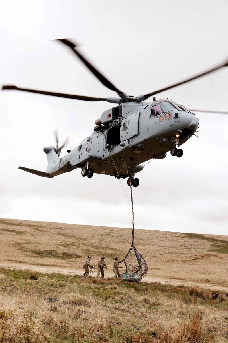A Merlin Mk4 successfully delivers one of the stones