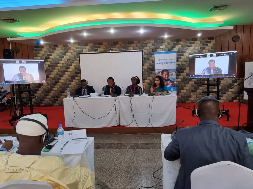 UNGEI's tweet photo. "We have drafted a manifesto that we will move forward with... we believe that Africa can lead, and will lead the way on gender transformative education." 

- Dr. David Moinina Sengeh, Minister of Education, Sierra Leone

Thank you to everyone who joined us! 🙌 https://t.co/pEMJho95LO