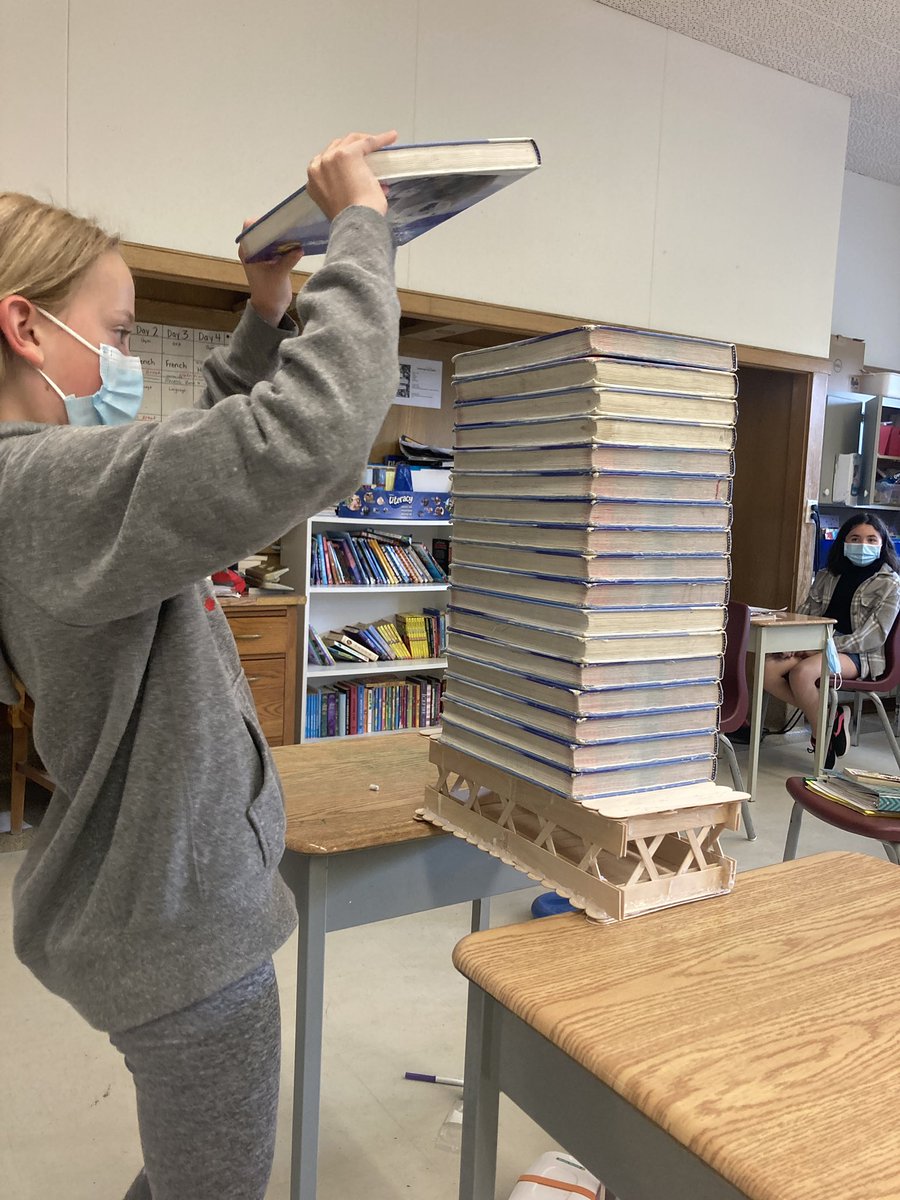 macdonald_LDSB's tweet photo. Check out these structures! @RGSinclairPS #grade5science We created our sturdy structures and put them up against compression and tension to see our strongest designs yet. #ldsb #awesomescience #structures #forces #STEM #futureengineers https://t.co/H9U0vhuURq