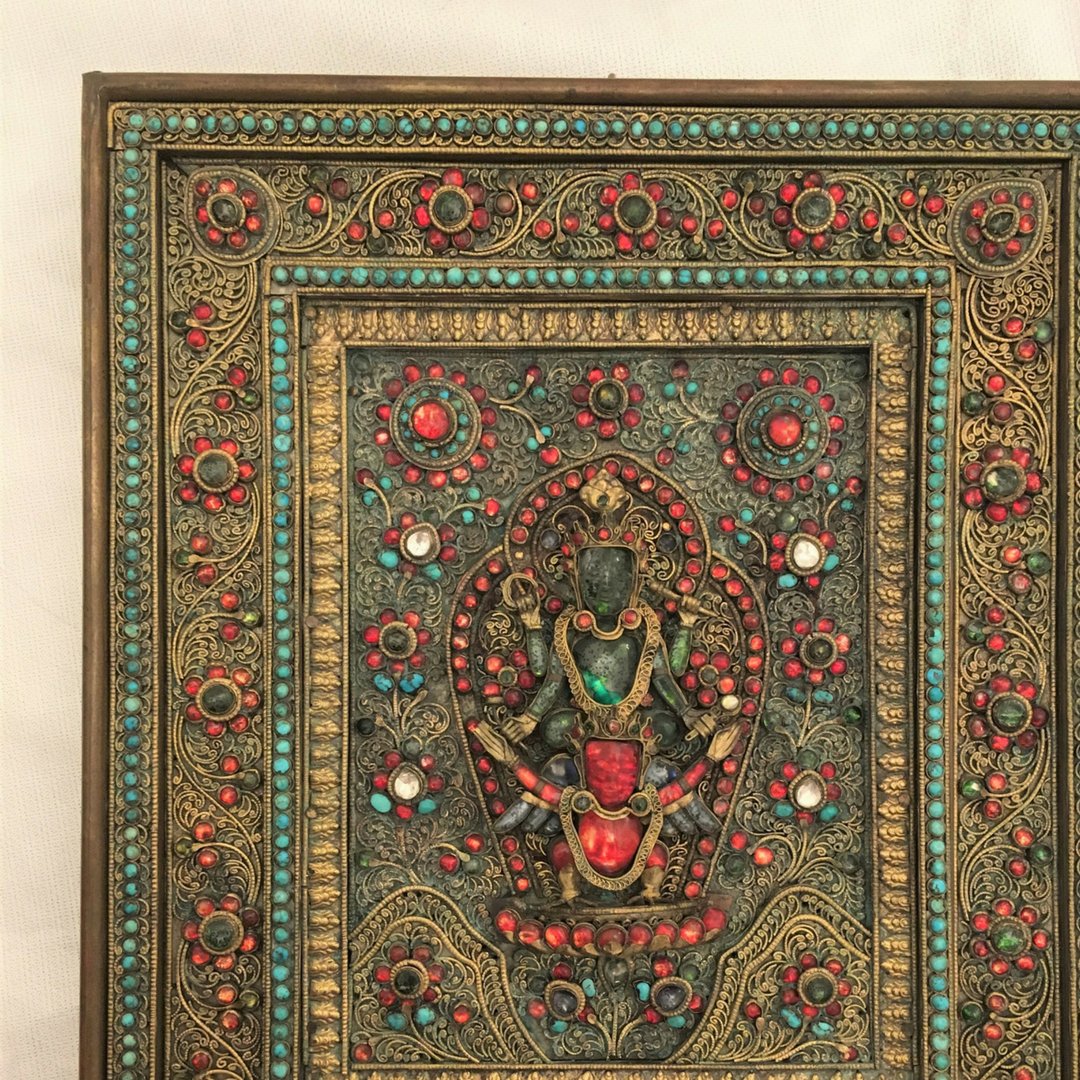 USWCommExp's tweet photo. Documenting Decolonisation

@UniSouthWales colleagues, join us at this seminar to hear Dr Nick Swann talk about his work with the Curator of Chiddingstone Castle to decolonise their display of Tibetan exhibits.

26 May 12–1pm

cc @CathCamps 

#USWCommExp
https://t.co/FM1lGUo6FX https://t.co/SnyBRmBvVA