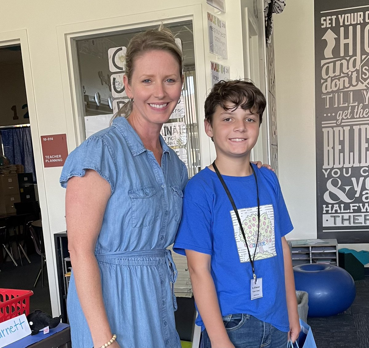 FFEA teacher shadow day = huge success! Mr. Burnett brought the teaching today! So proud of this former student of mine! <a href="/amhall814/">Andrea Hall</a> <a href="/amyrichardson99/">Amy Richardson</a> <a href="/scesbobcats/">Spruce Creek Elem.</a>