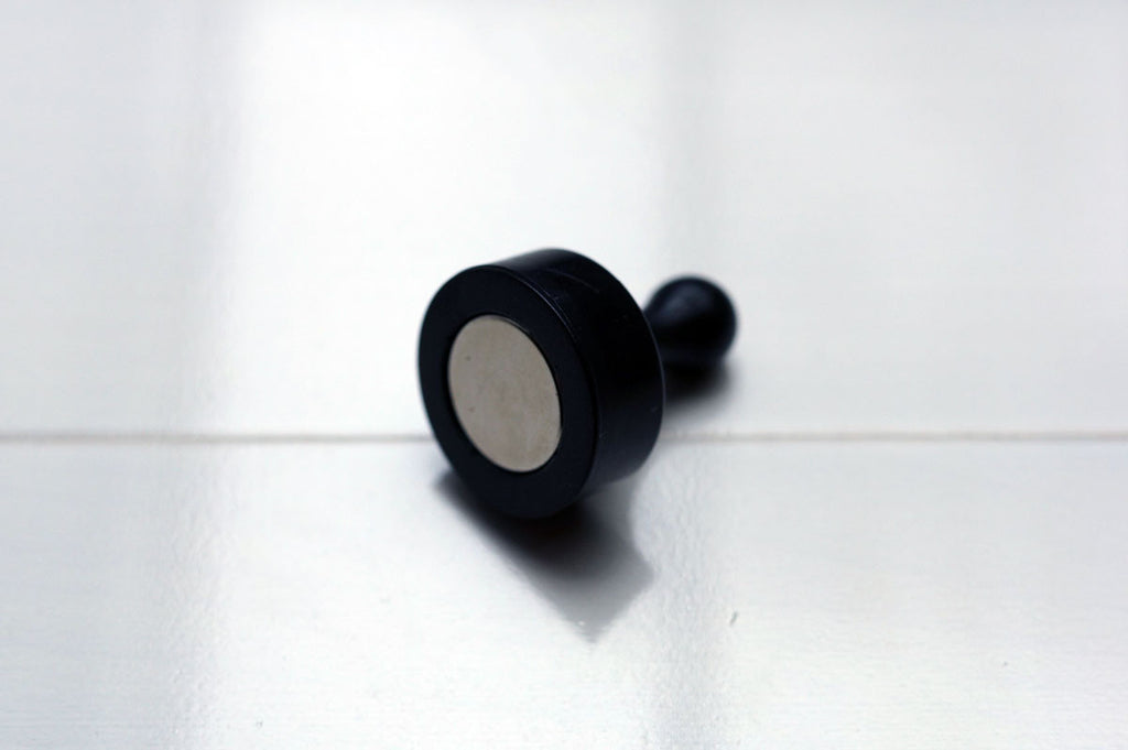 MagscapesP's tweet photo. MagPlus™ White Pawn #Magnets are impeccably easy-grip nylon magnets to hold your charts or drawings in place. You can explore the large magnets here online.

FREE Phone 0800-804-4936! Free UK Delivery Over £70. #PawnMagnets https://t.co/h21x4wSNAK https://t.co/ia1EFm1O5Q