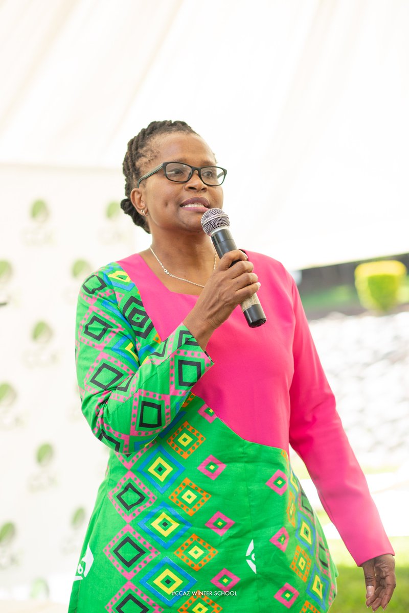 CCAZ2's tweet photo. Platinum Sponsor Old Mutual Zimbabwe 
#oldmutualday 
#winterschool
#CustomerExcellence https://t.co/H3jDqcXFLH