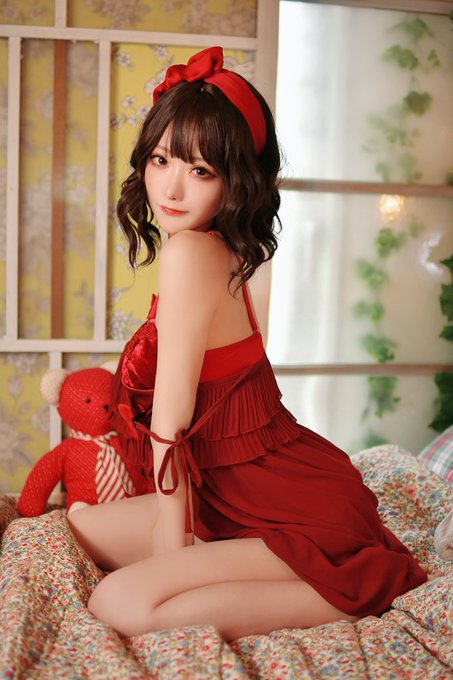 コスプレイヤーしろさきのTwitter画像20