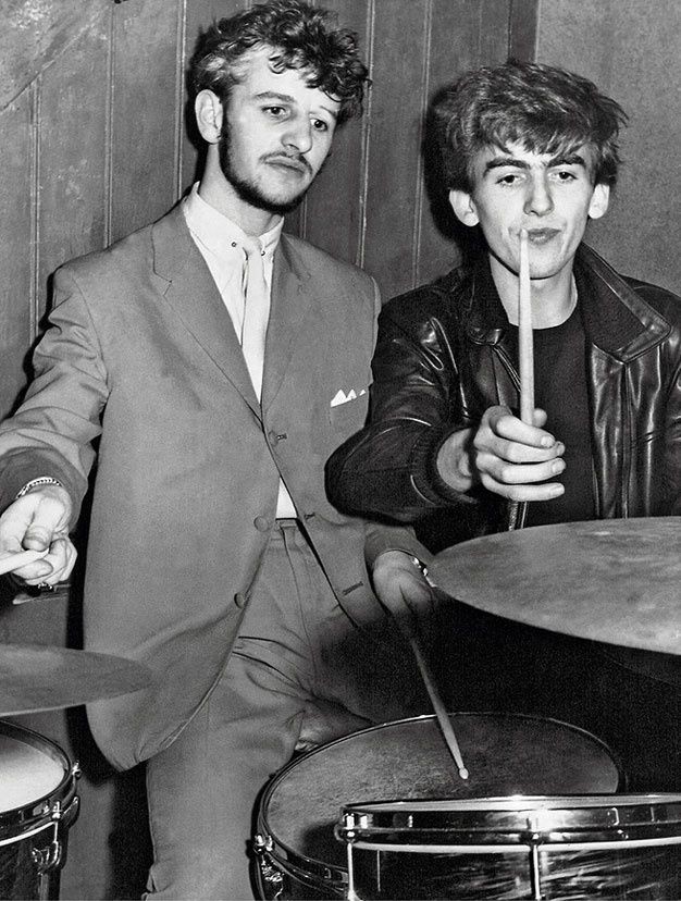 gg_delord's tweet photo. Afternoon 🎶
#Beattles #GeorgeHarrison #RingoStarr #GoodAfternoon https://t.co/zZFrALwMnk