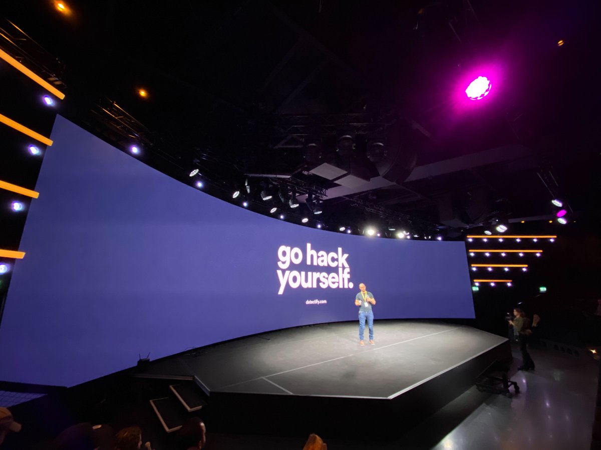 msvarshasaraogi's tweet photo. What a pleasure to be a part of #HackYourself Stockholm. Absolutely stoked to see how we are all working together to make Internet better, stronger and safer. Was an honour to nerd out on security with @stokfredrik, @JacobyDavid and @MagisterQuis https://t.co/NO2m2zU4ml