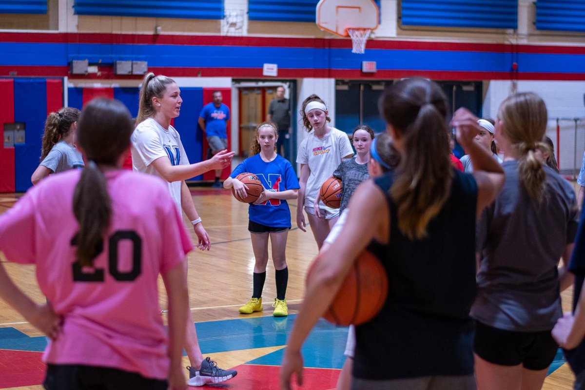 Some shots from last night’s first Brooke Mullin skills clinic! <a href="/brookemullin3/">brooke mullin</a>
