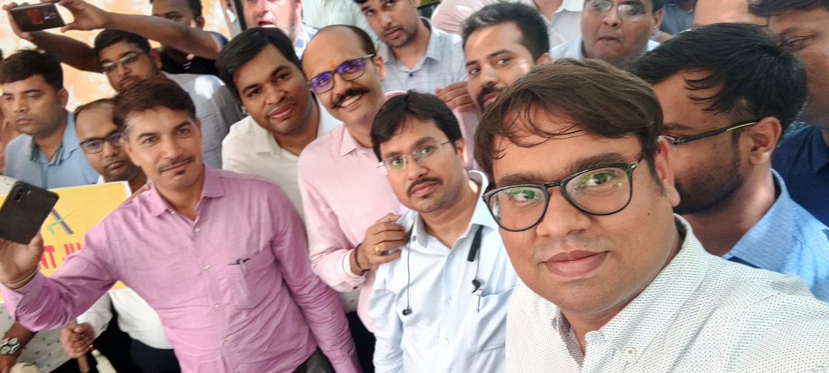 CASumitGarg3's tweet photo. We are supporting our Profession 

Let's be united and tweet/retweet https://t.co/JZszkXOXI6