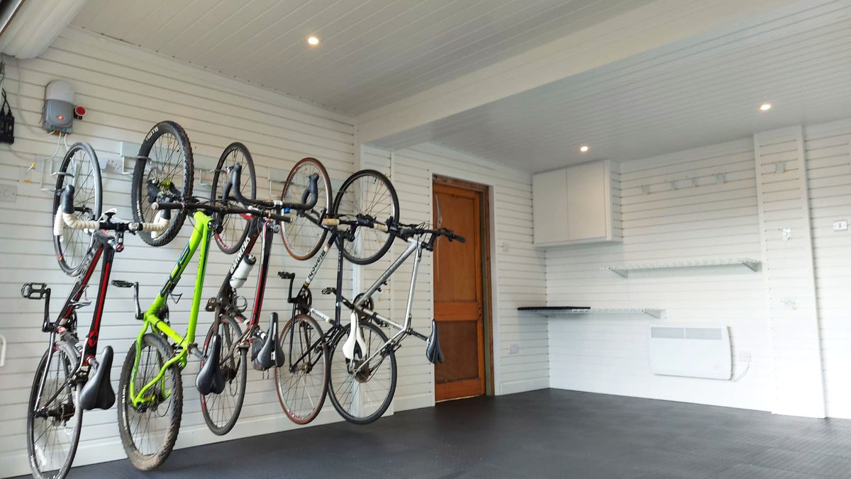 flexgarage's tweet photo. Creating the perfect cycle storage hub!

This cycling fan in Marlow, Buckinghamshire was keen to create a suitable storage space for all his bikes as well as making the space feel more organised and modern

https://t.co/6K6BTYMy3i
#cycling #cyclinglife #cyclinguk #triathlon https://t.co/M22K0jFTXf