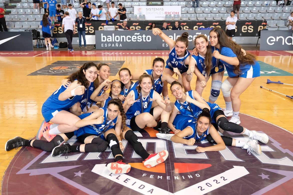 CBAvenida's tweet photo. #FEBCADETEF2022

Brillantes 7⃣ de ESPAÑA 🇪🇸
El CADETE completa una sensacional temporada con el séptimo puesto nacional en Lleida.

ENORMES 💪💙

➕ https://t.co/wAnRSyDra0

📷 @RTLleidaFCBQ https://t.co/hvYcG6glYk