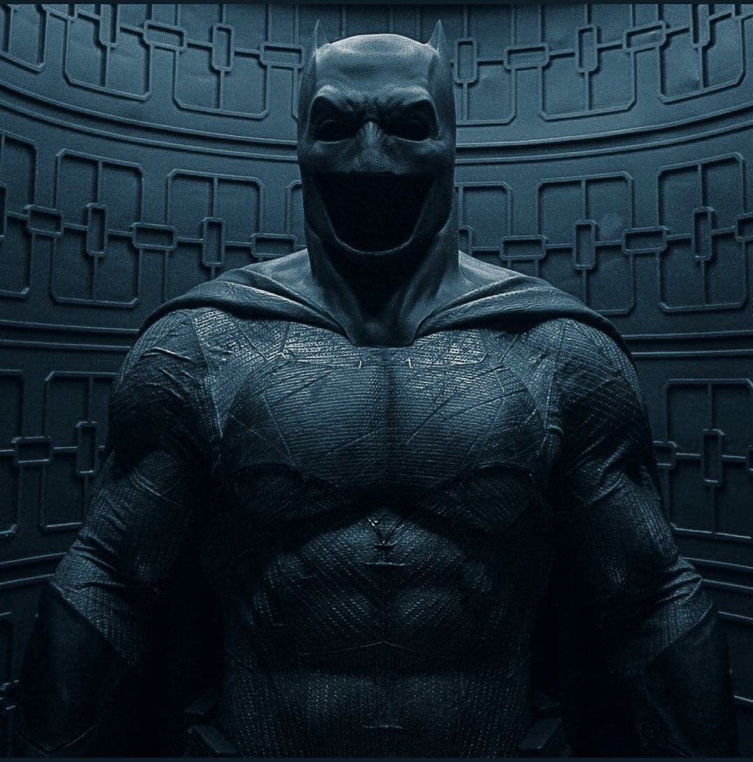 Fdmdarkshadow's tweet photo. Batman suits peaked with Ben Affleck's Batman https://t.co/YNxEPbDT01