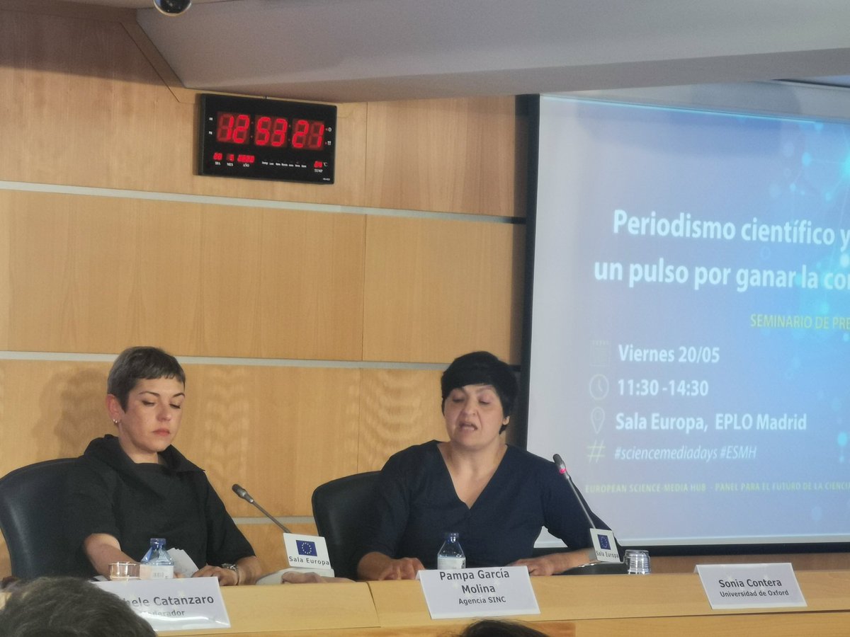Patriciaenverde's tweet photo. "El diálogo social es el único que puede romper la polarización de la ciencia. Para entender la #desinformación hay que entender la relación entre confianza y poder",  @SONIACONTERA en @Europarl_ES #ScienceMediaDays https://t.co/dQU0kbqyoJ